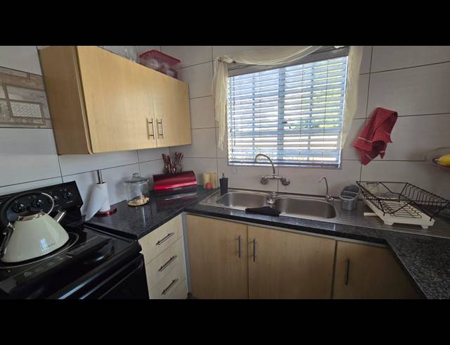 2 BEDROOM SECTIONAL TITLE FOR SALE IN ALBERTSDAL